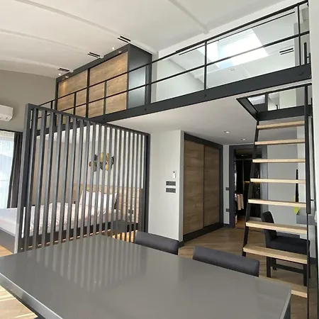 Z-suites 公寓式酒店 *